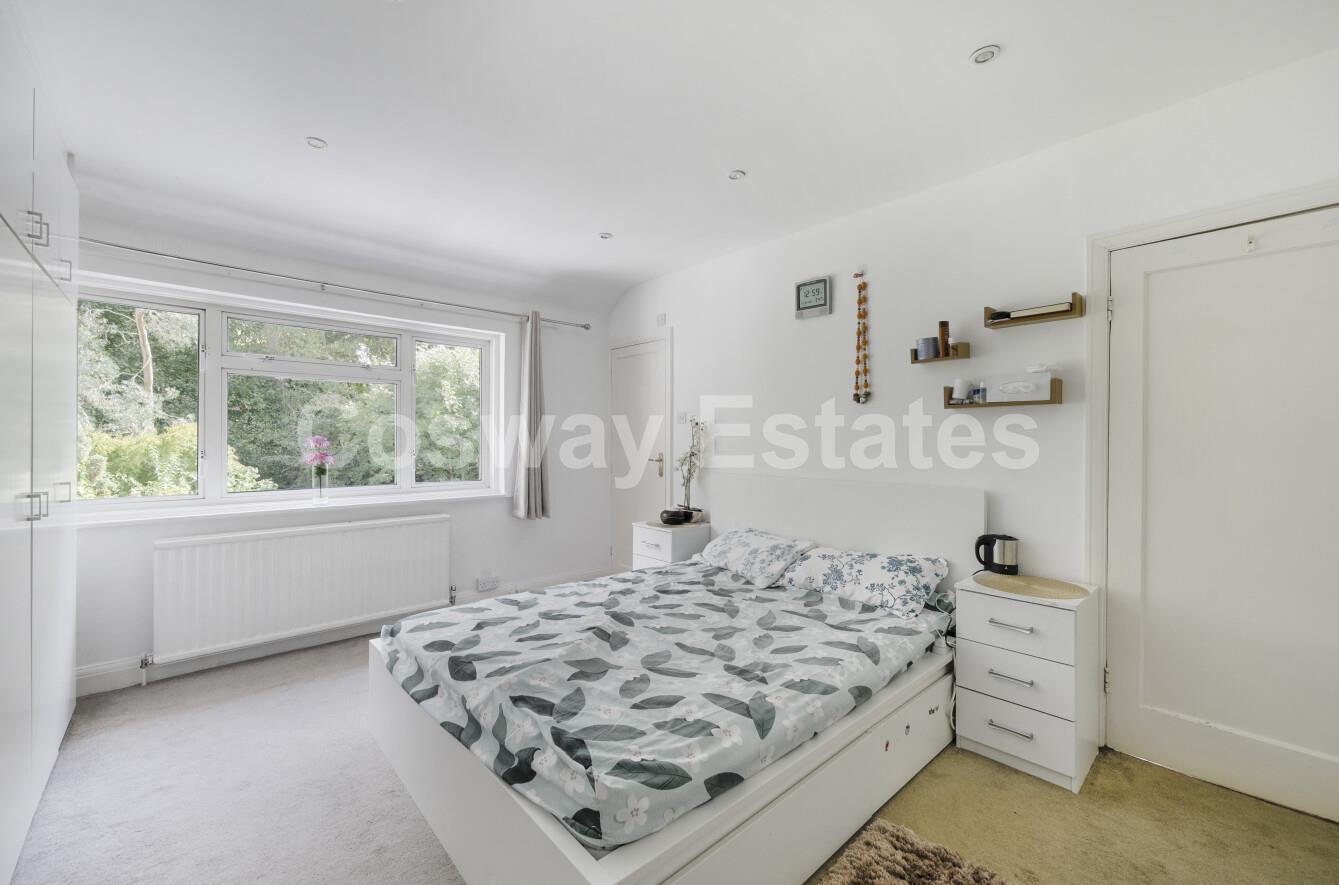 Worcester Crescent, Mill Hill, NW7, Mill Hill
